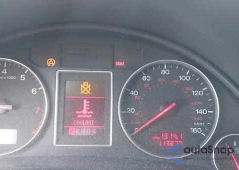 2002 Audi A4 1.8T Quattro z USA, uszkodzony, nr VIN WAULC68E52A310937